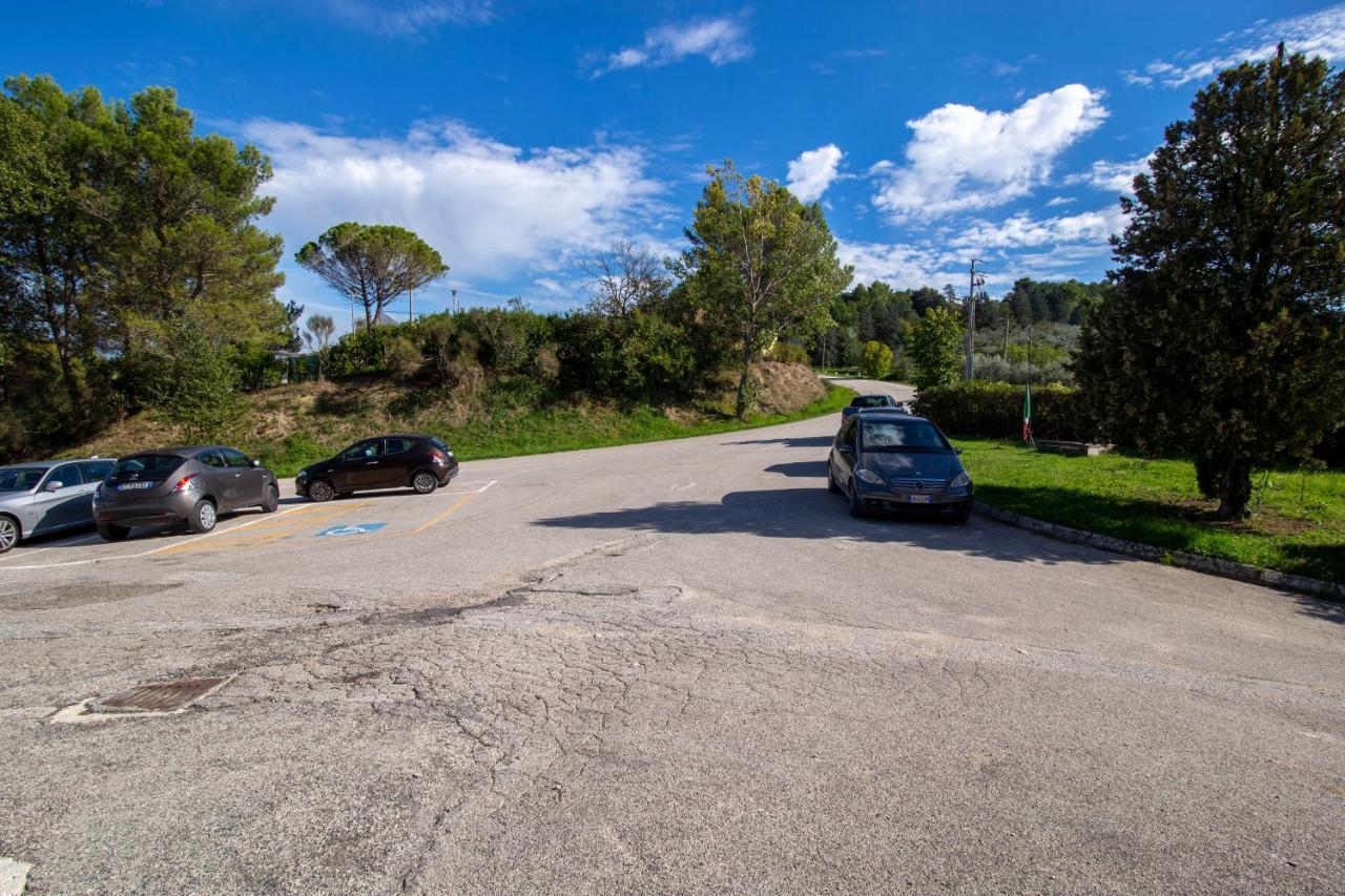 Appartamento Il Borgo Divino - Torre Del Colle, Bevagna Esterno foto